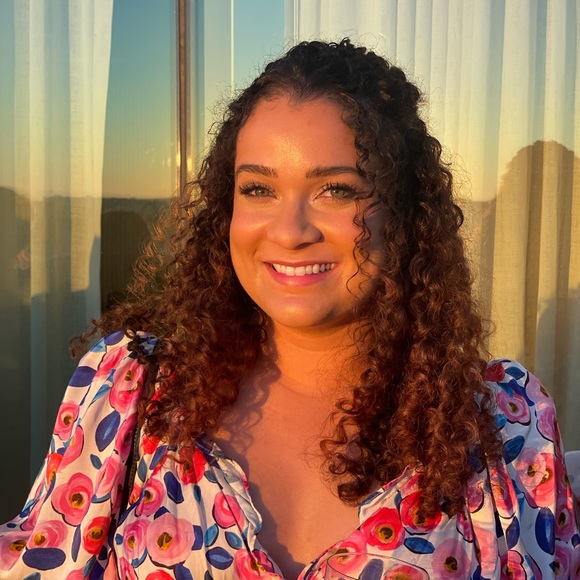 Meet your Posher, Bailey - Picture 1 of 2